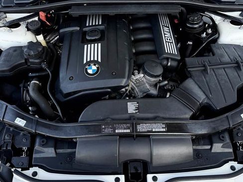 Used 2013 BMW 328i Convertible image 37