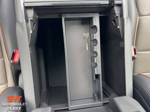 New 2025 Ford F150 Lariat w/ Equipment Group 501A Mid image 28