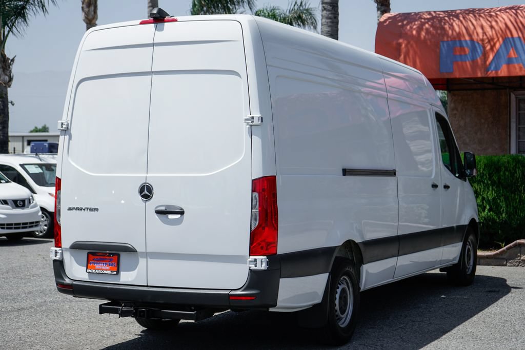 Used 2024 Mercedes-Benz Sprinter 2500 w/ Acoustic Package image 10
