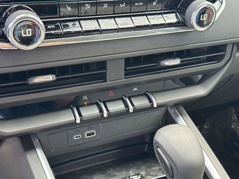 New 2026 Chevrolet Colorado Trail Boss image 23