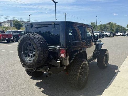 Used 2012 Jeep Wrangler Sahara w/ Connectivity Group AWD/4WD image 7