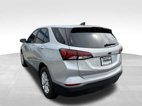 Certified 2022 Chevrolet Equinox LS w/ LS Convenience Package FWD image 13