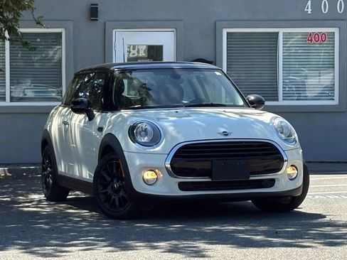 Used 2019 MINI Cooper 2-Door Hardtop FWD image 3