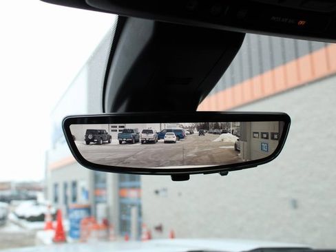 Used 2021 GMC Sierra 1500 AT4 w/ AT4 Premium Package image 17