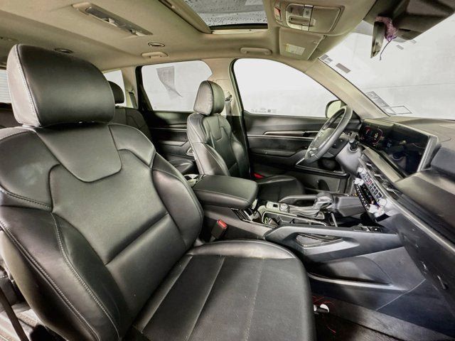 Certified 2023 Kia Telluride S w/ S Sunroof Package AWD/4WD image 29