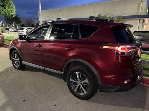 Used 2018 Toyota RAV4 XLE w/ Plus Extra Value Package image 4