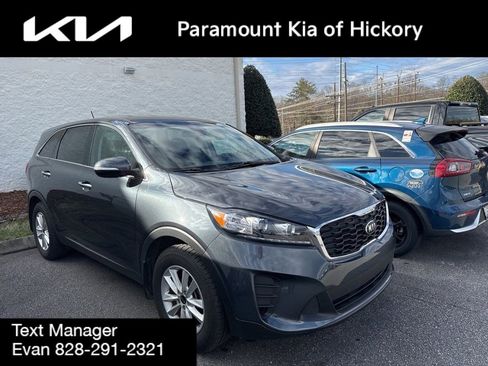 Used 2020 Kia Sorento LX image 1