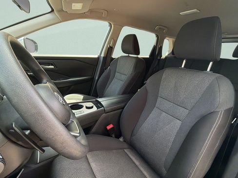 Used 2024 Nissan Rogue SV AWD/4WD image 26