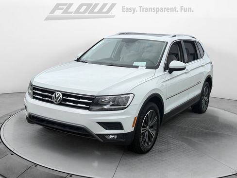 Used 2018 Volkswagen Tiguan SEL AWD/4WD image 4