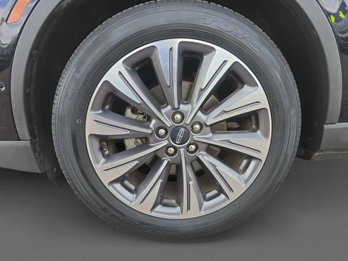 Used 2020 Lincoln Corsair Reserve image 14