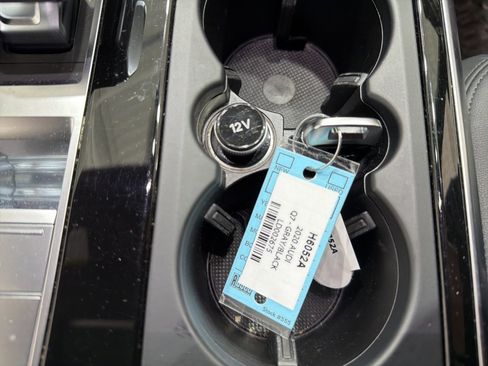 Used 2020 Audi Q7 3.0T Prestige w/ Prestige Package image 34