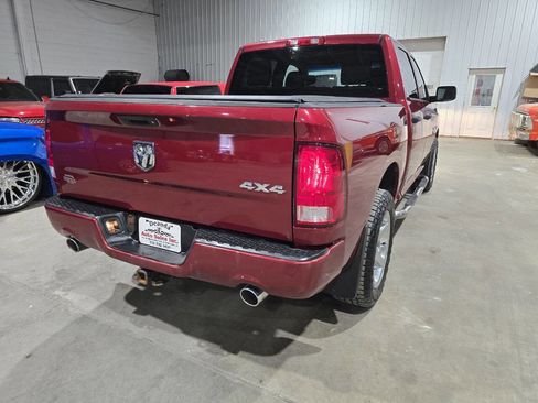 Used 2015 RAM 1500 Express image 12
