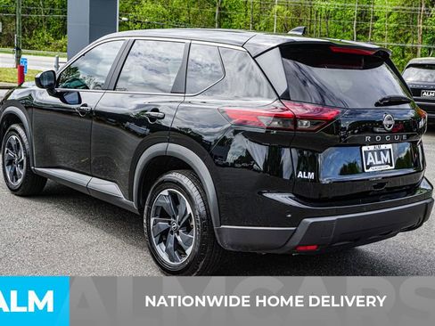 Used 2025 Nissan Rogue SV image 5