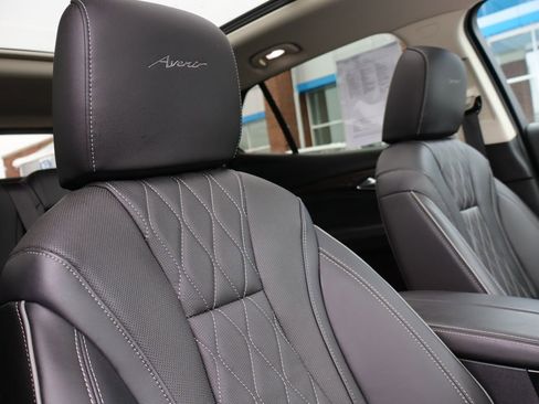 Used 2023 Buick Envision Avenir image 50