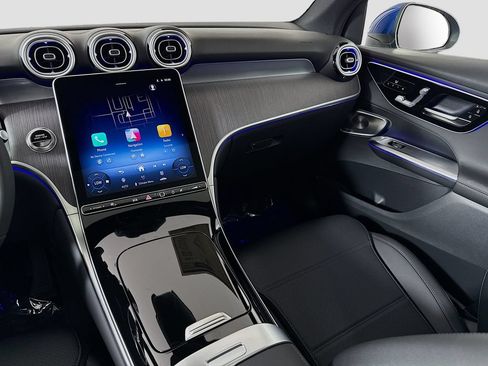 New 2026 Mercedes-Benz GLC 300 4MATIC image 25