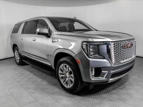Used 2024 GMC Yukon XL Denali RWD image 11