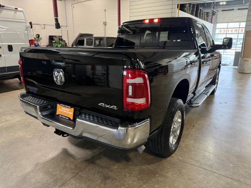 Certified 2024 RAM 2500 Big Horn w/ Level 2 Equipment Group AWD/4WD image 23