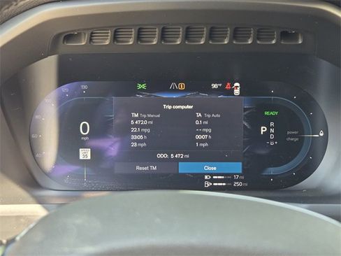 Certified 2025 Volvo XC90 T8 Plus w/ Protection Package Premier image 19