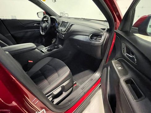 Used 2024 Chevrolet Equinox RS image 26