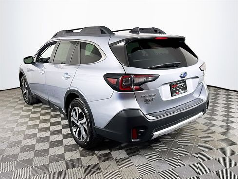 Used 2021 Subaru Outback Limited XT image 5
