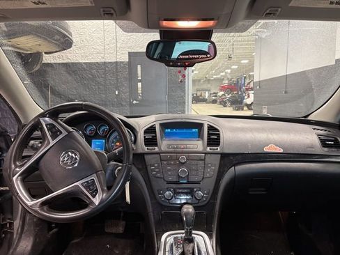 Used 2011 Buick Regal CXL w/ RL2 Preferred Equipment Group image 9