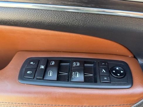 Used 2021 Jeep Grand Cherokee Summit w/ Platinum Series Group AWD/4WD image 9