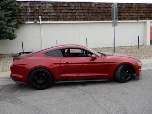 Used 2018 Ford Mustang GT w/ GT Performance Package RWD image 4