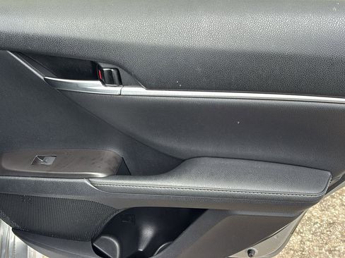 Used 2021 Toyota Camry XSE w/ Navigation Package FWD image 18