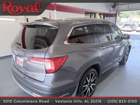 Used 2020 Honda Pilot Touring image 4