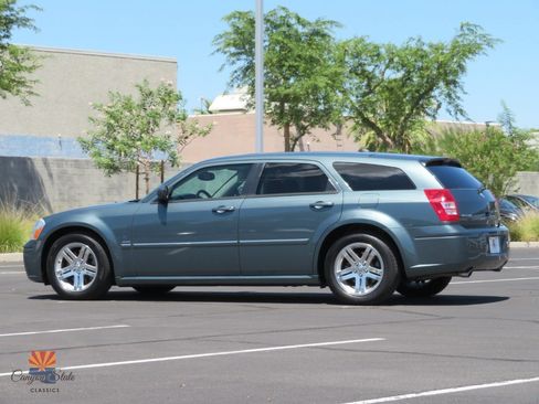 Used 2005 Dodge Magnum R/T w/ Convenience Group II RWD image 11