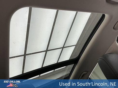 Used 2023 Buick Envision Essence w/ Sport Touring Package image 25