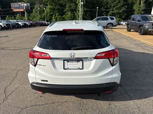 Used 2019 Honda HR-V EX image 6