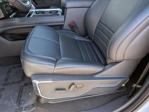 New 2026 Ford F250 Platinum image 4