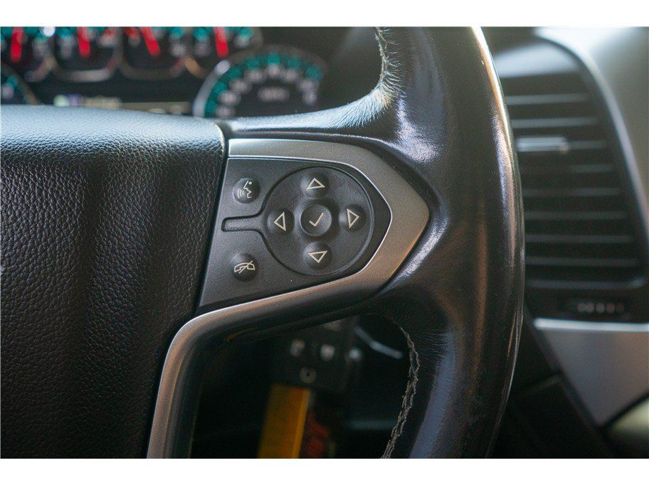 Used 2018 Chevrolet Tahoe LS RWD image 11