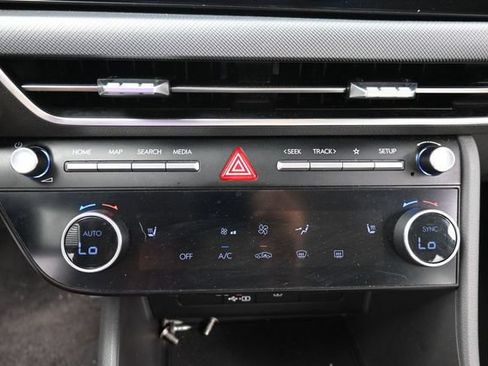 Used 2025 Hyundai Sonata SEL FWD image 22