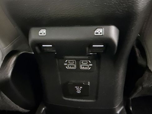 Used 2021 Jeep Wrangler Unlimited Sahara image 31