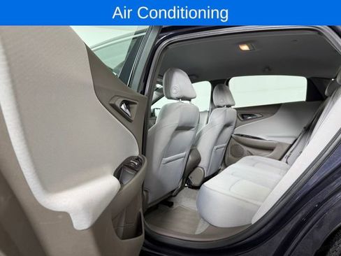 Used 2022 Chevrolet Malibu LS image 11