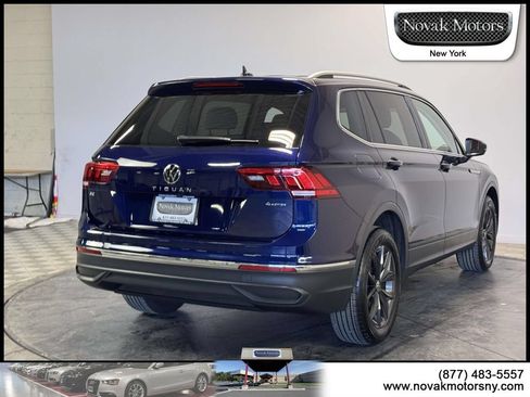 Used 2023 Volkswagen Tiguan SE AWD/4WD image 10