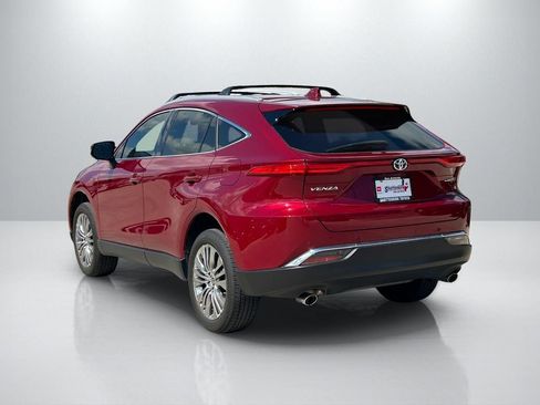 Used 2024 Toyota Venza Limited AWD/4WD image 7