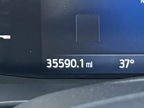 Certified 2023 Ford Escape ST-Line w/ Tech Pack #1 image 6