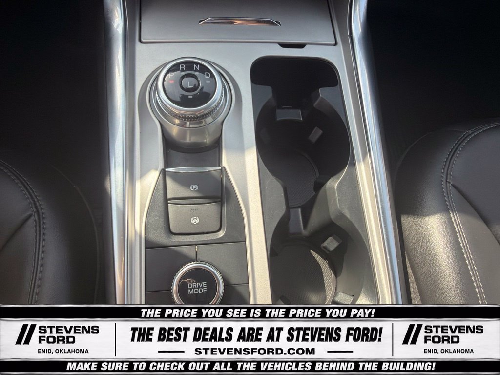 Used 2023 Ford Explorer XLT w/ Equipment Group 202A AWD/4WD image 25