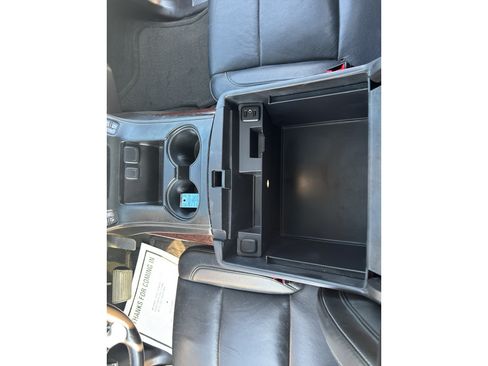 Used 2016 GMC Yukon SLT w/ Open Road Package RWD image 29