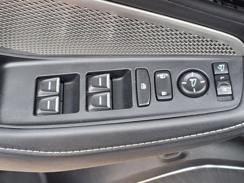 Used 2024 Acura MDX SH-AWD w/ Technology Package image 17