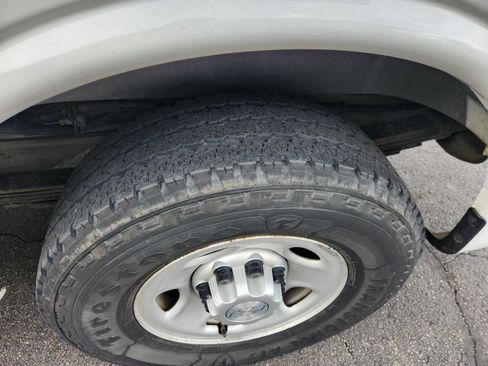 Used 2016 Chevrolet Express 3500 image 22