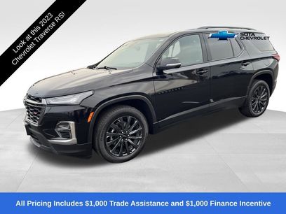Used 2023 Chevrolet Traverse RS