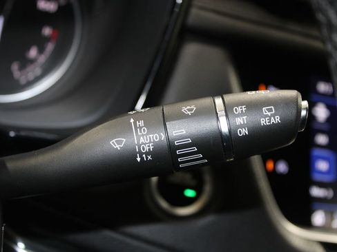 Used 2023 Cadillac XT5 Premium Luxury image 41