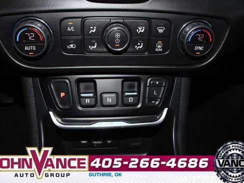 Used 2020 GMC Terrain SLT w/ Preferred Package image 35
