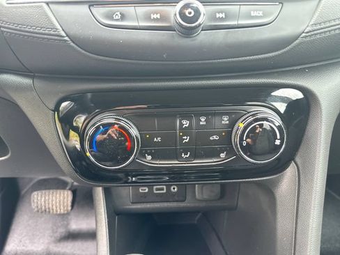Used 2023 Buick Encore GX Preferred w/ Cold Weather Comfort Package AWD/4WD image 16