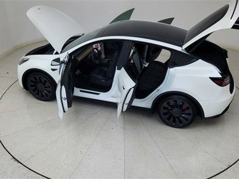 Used 2023 Tesla Model Y Performance image 84