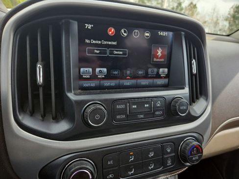 Used 2016 GMC Canyon SLT w/ Driver Alert Package image 10